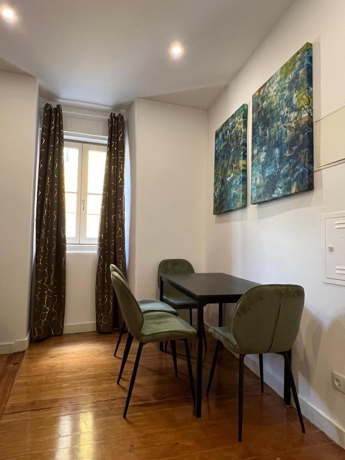 32 2 - Heart Of Lisbon Private Apartment, Bairro Alto Lisboa Exterior foto